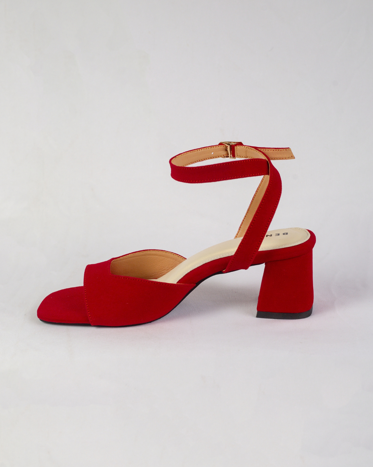 Elara Strap – Classic Red