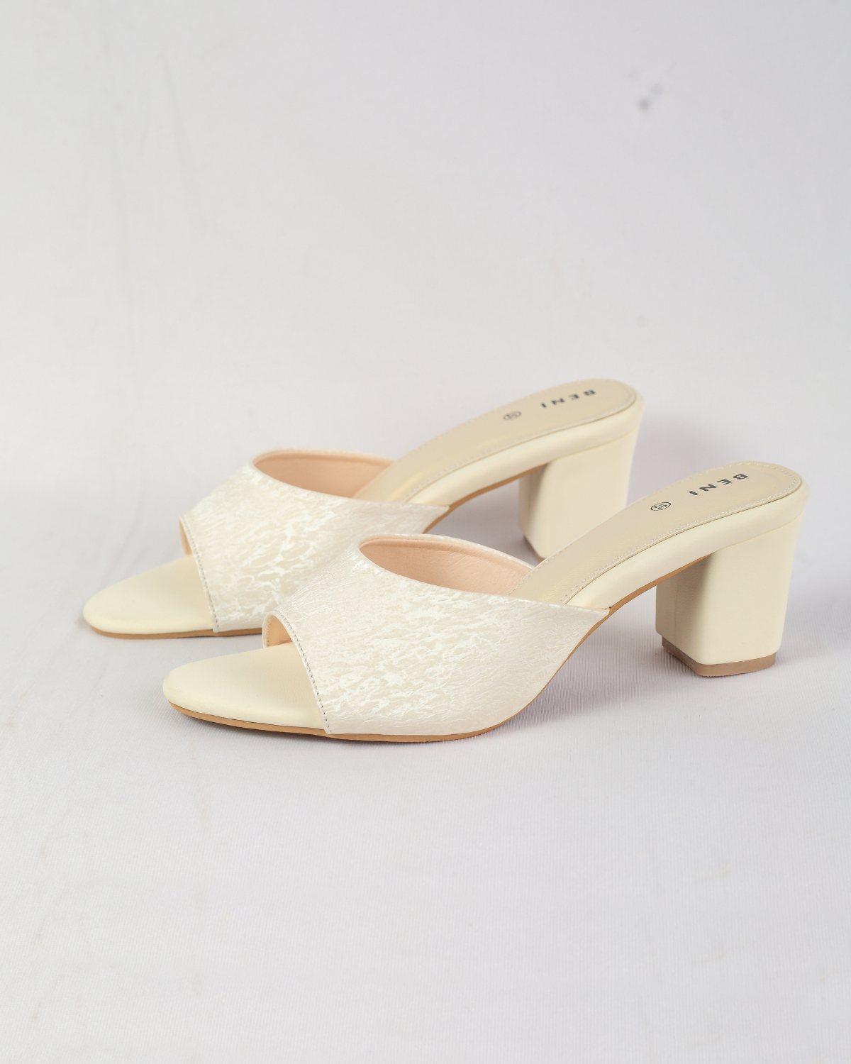 Flora Silk – Pearl Cream