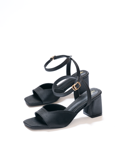 elara-strap-eclipse-black-block-heel-professional-shoes
