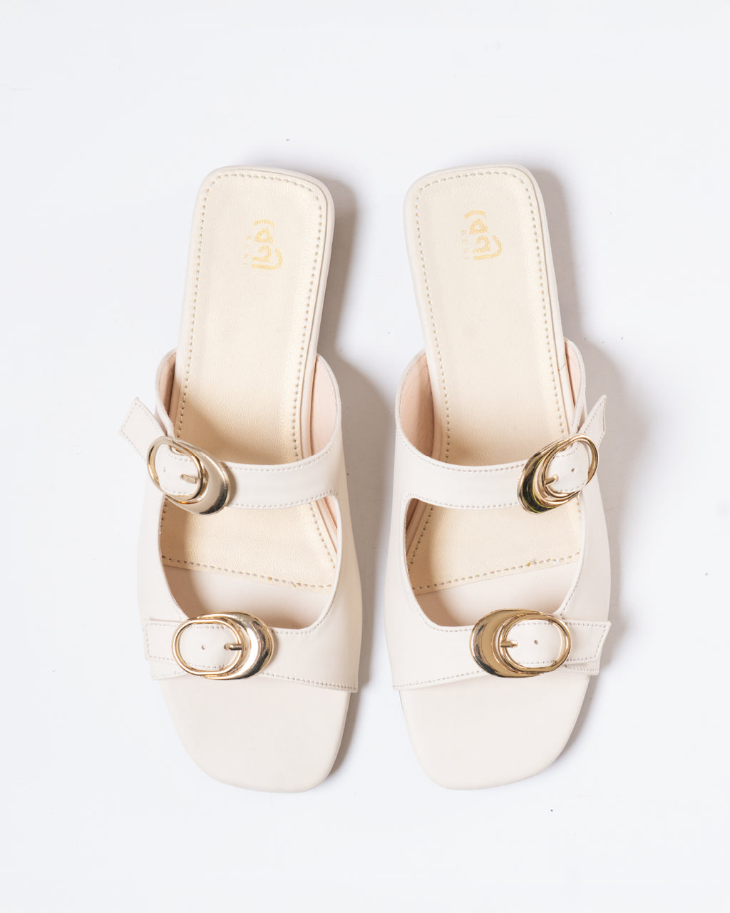 luxe-buckle-aurora-cream-elegant-flat-sandals-chic