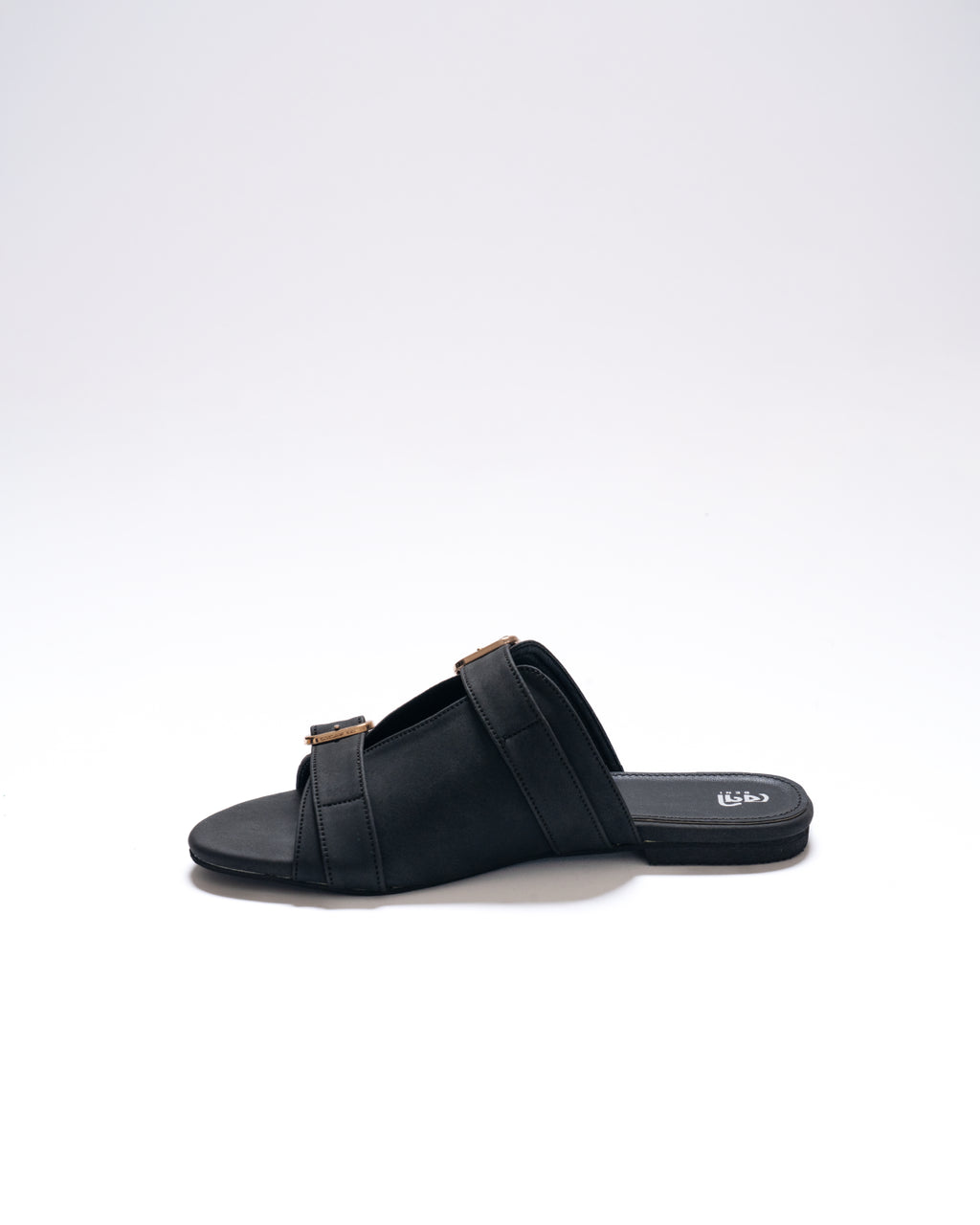 stride-buckle-dusty-black-flat-sandals-urban-commute