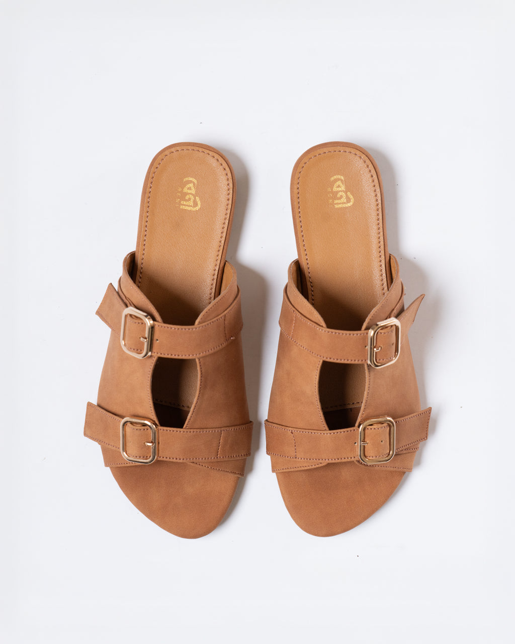 stride-buckle-toffee-tan-flat-sandals-adjustable-strap