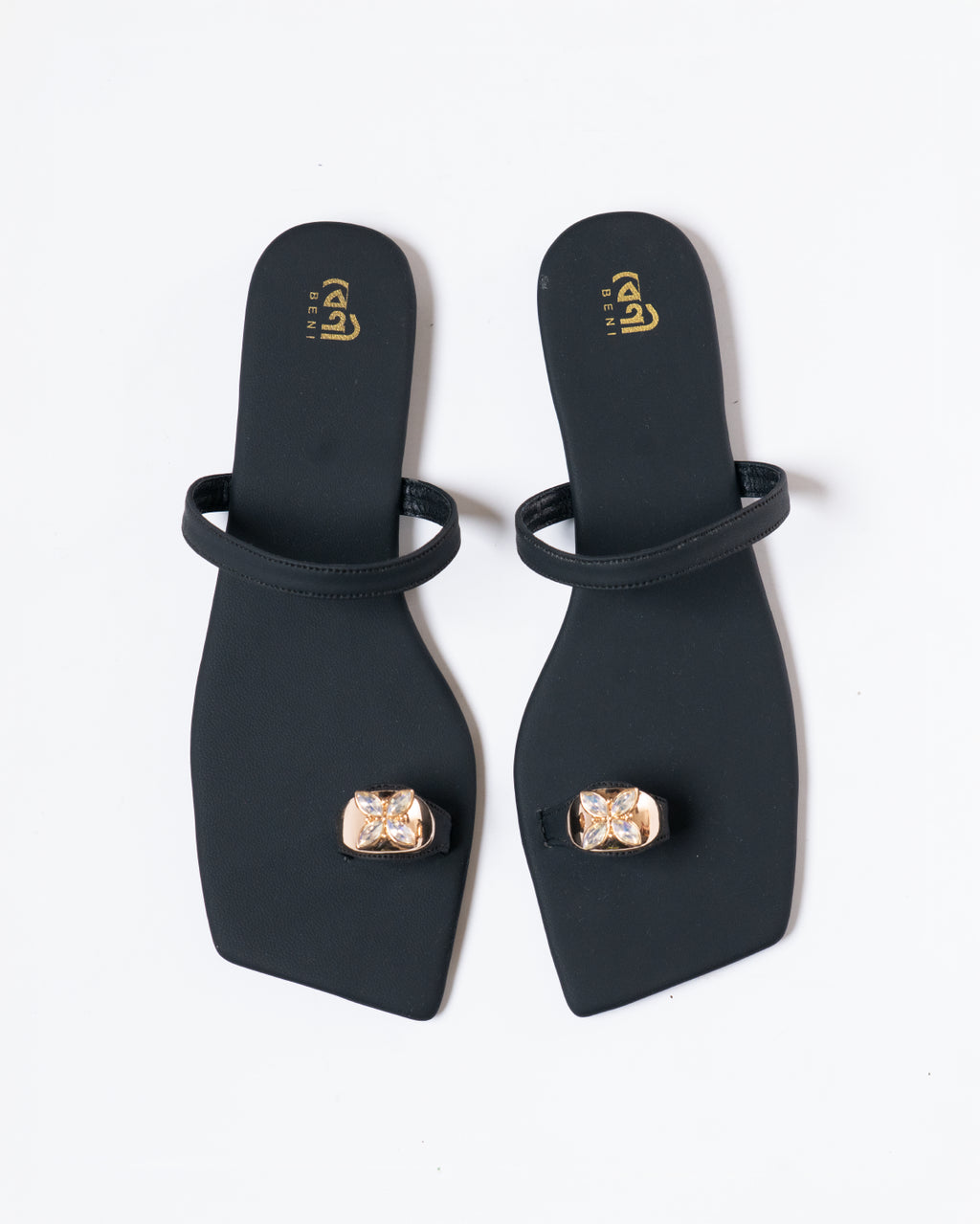 orna-step-carbon-black-essential-flats-daily-wear